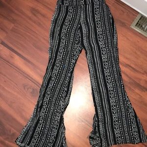 FLARED PATTERNED PANTS